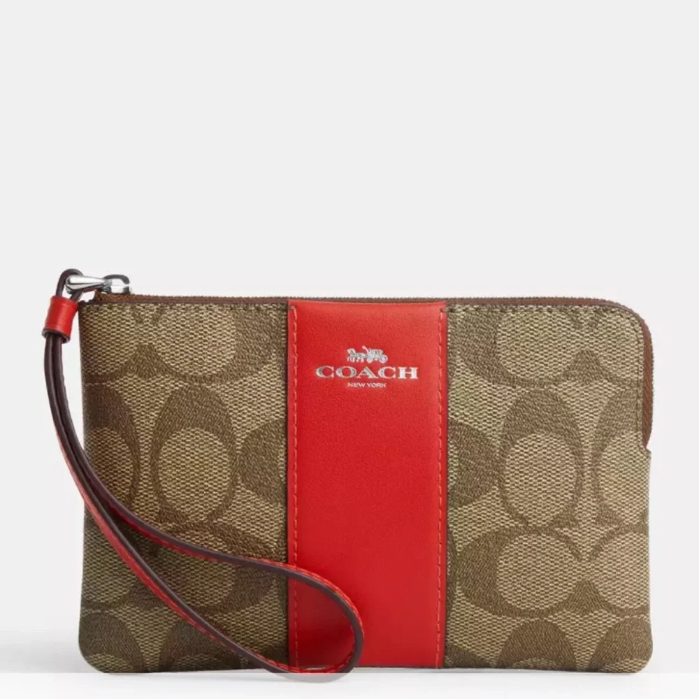 NWT Coach Corner Zip Wristlet In Signature Canvas